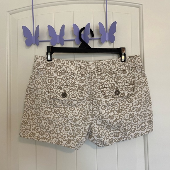 EUC | Ann Taylor LOFT women’s patterned chino shorts — size 0 - Picture 4 of 6